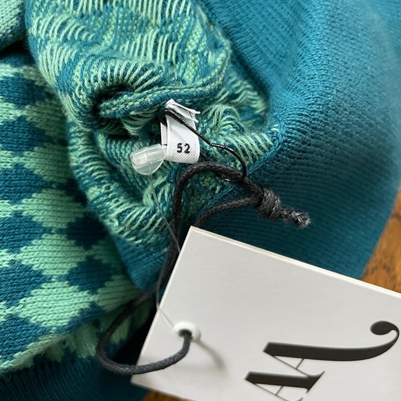 NWT Doppiaa Short Sleeved Green Sweater Size L - Picture 4 of 4